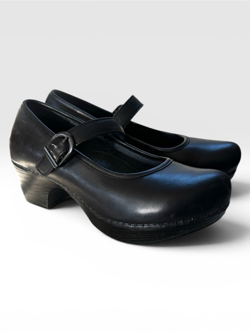 Dansko Clog Style Mary Janes Like New